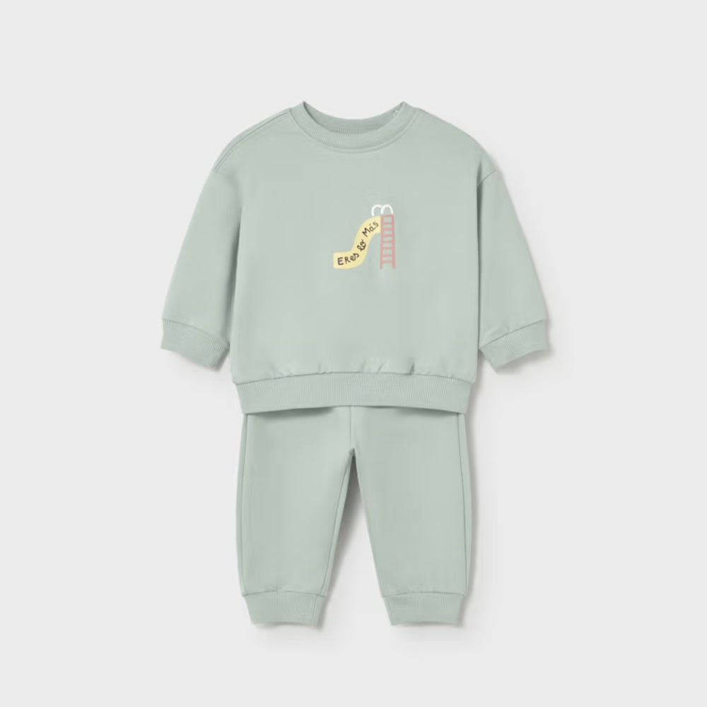 d01b48ee1a8e63f0e3dde0f02124ecea