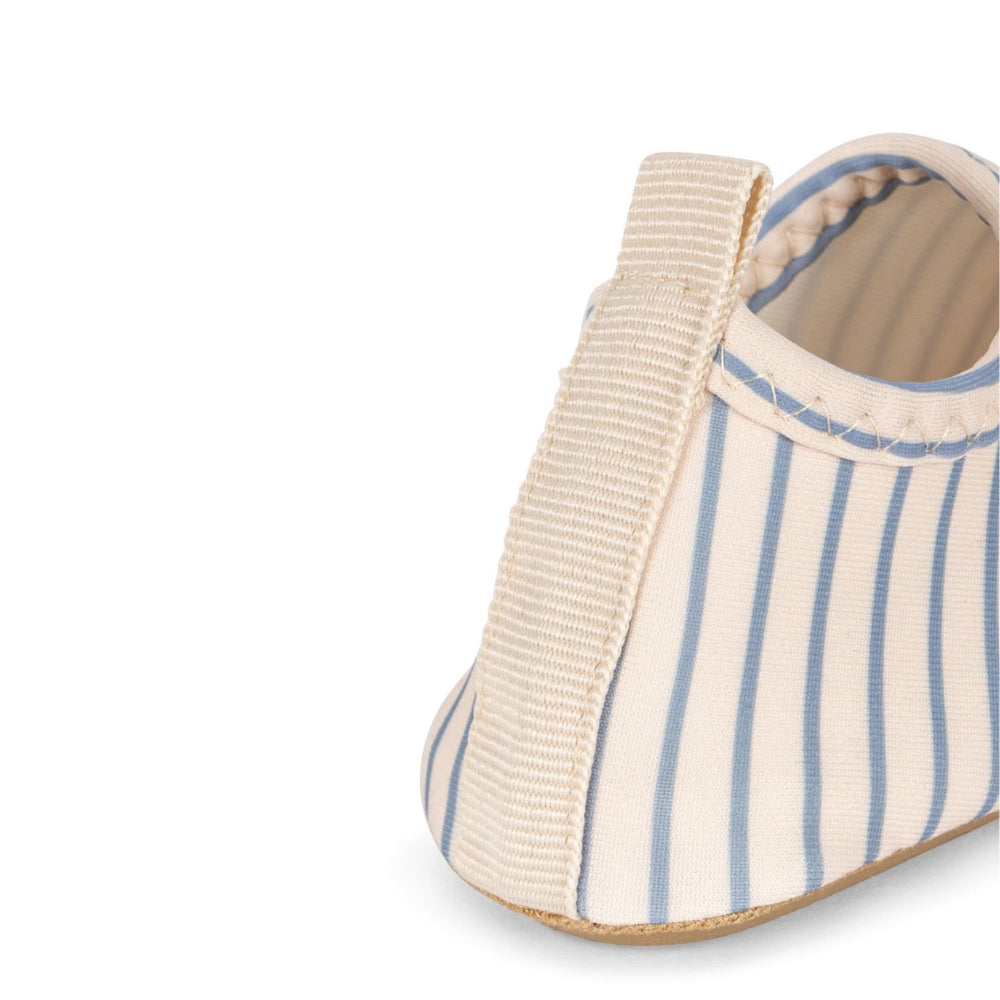 22f463b7555609d02f5c30aa328d4d41